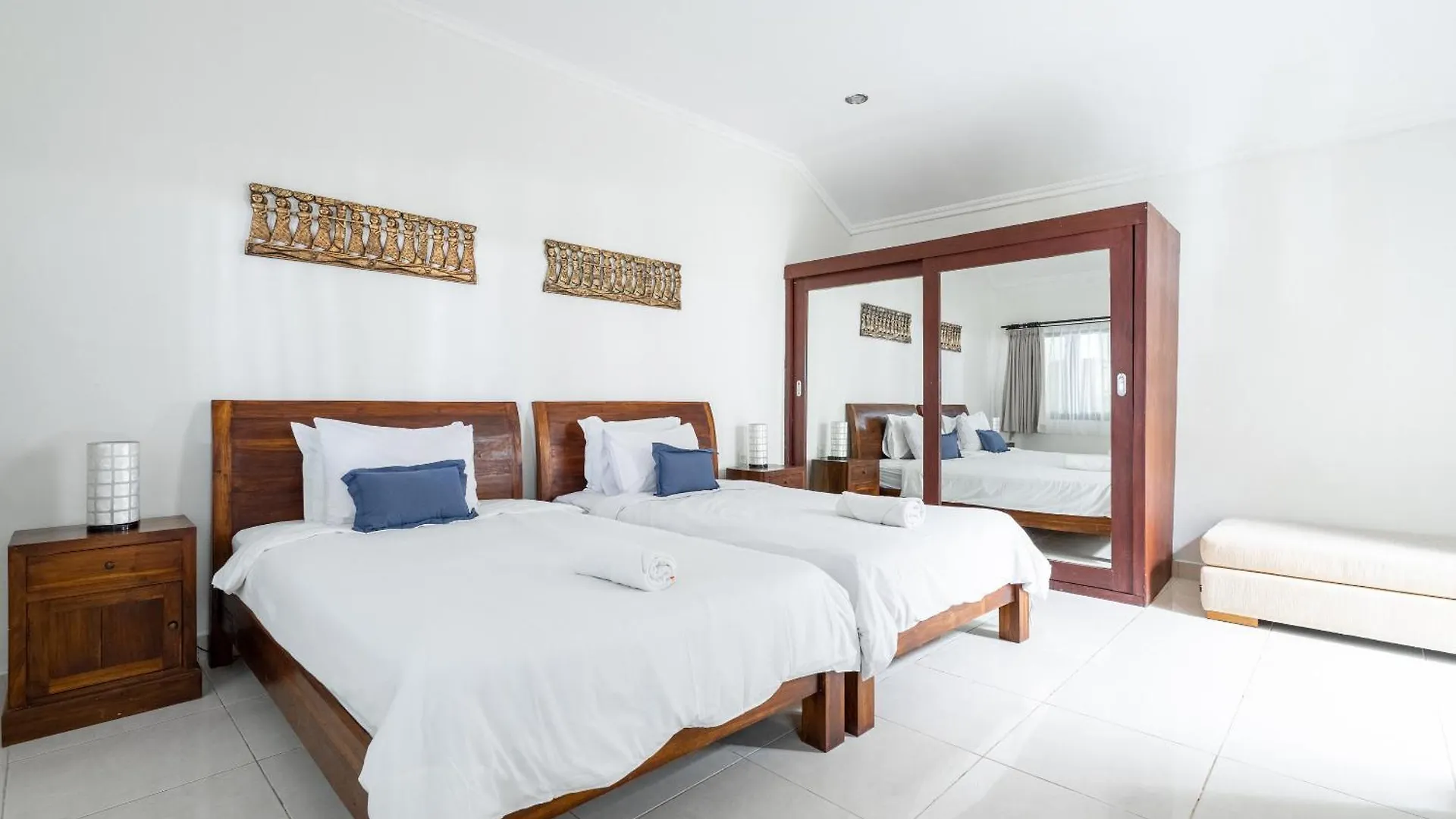 Villa Vista 2 Seminyak 0*, スミニャック